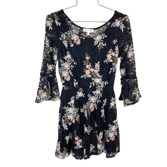 Emerald Sundae Dresses & Skirts - EMERALD SUNDAE | Black Floral Embroidered Flounce Sleeve Lace Mini Dress